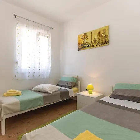 Amazing In With Kitchen *